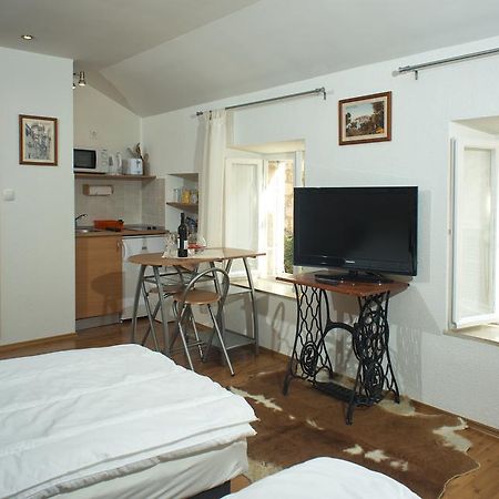 Apartment Old Town Gverovic Дубровник Екстериор снимка